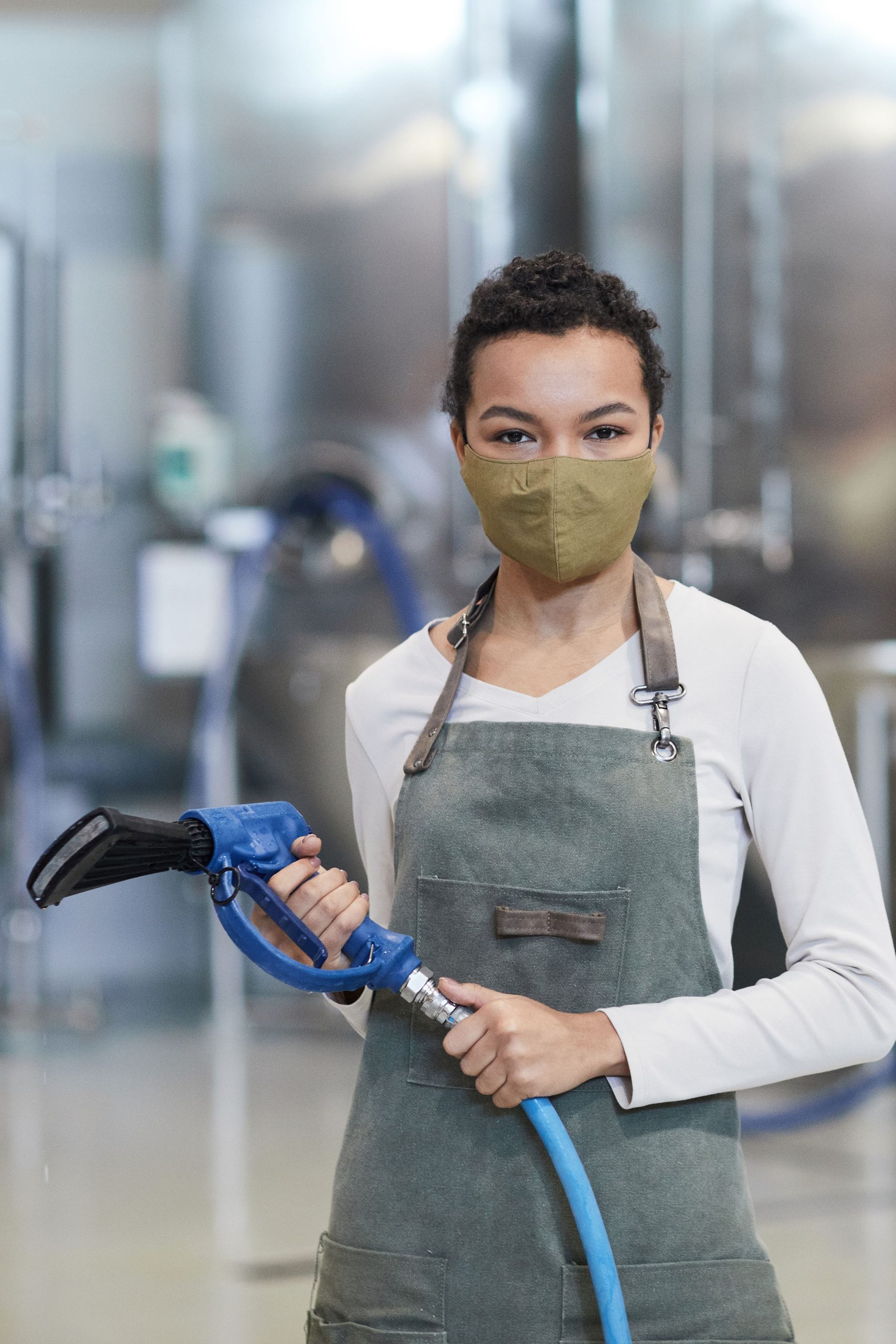 Girl with Vacum water